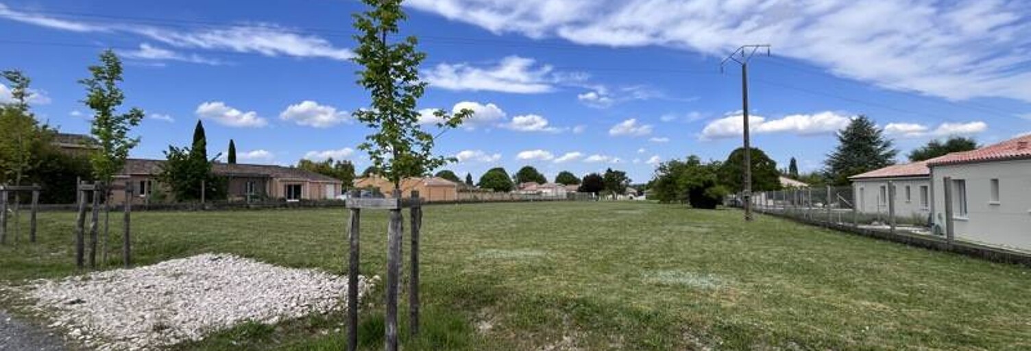 Terrain  1003 m² à vendre à Barret (16300)