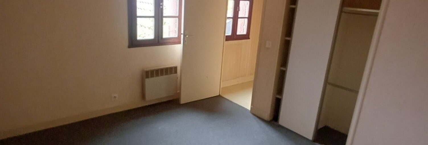 Immeuble   m² à vendre à Saint-Céré (46400)