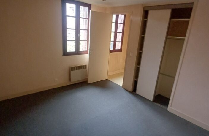 Vente immeuble   Saint-Céré (46400) — photo 3
