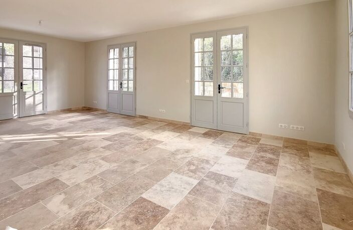 Maison en pierre de 8 pièces principales — photo 5