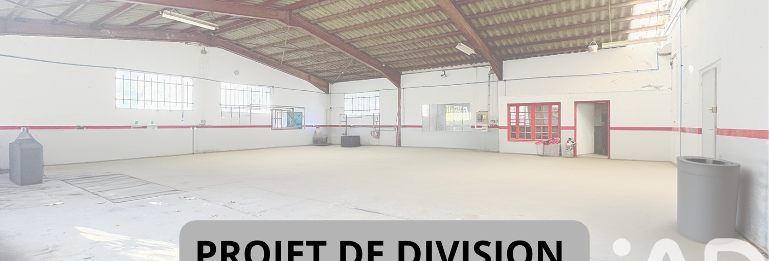 Immeuble  962 m² à vendre à Malaucène (84340)