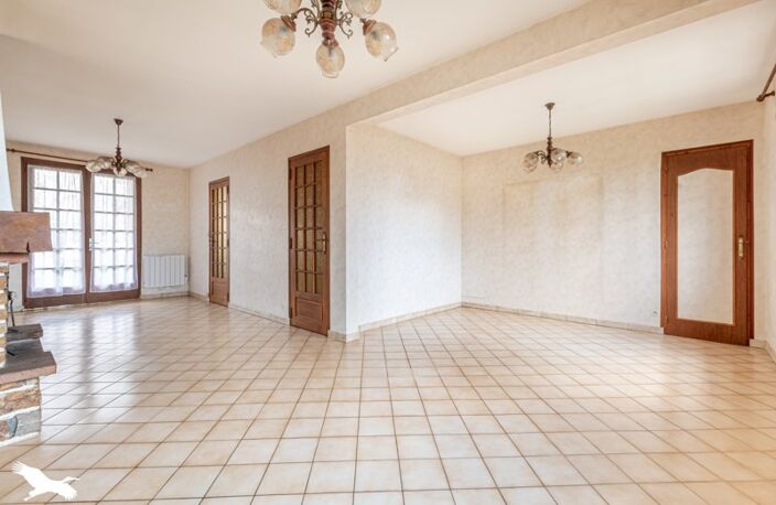 Maison en pierre de 3 pièces principales — photo 4