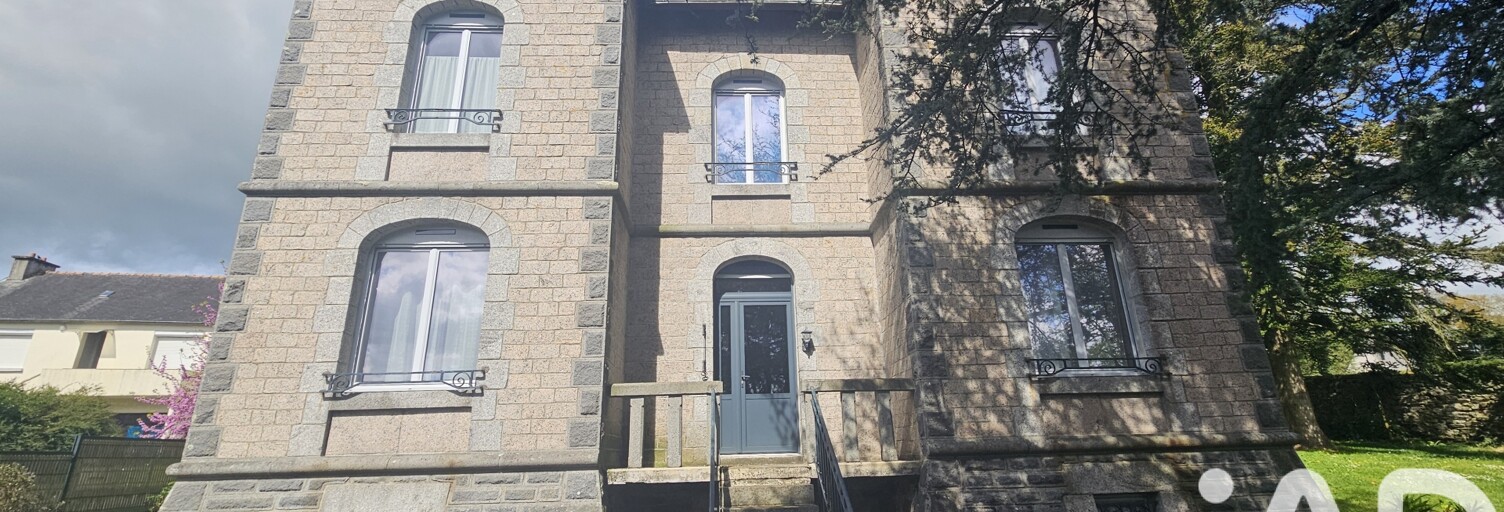 Maison 8 Pièces 204 m² à vendre à Callac (22160)