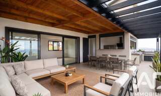 Maison 6 Pièces 145 m² à vendre à Les Trois-Bassins (97426)