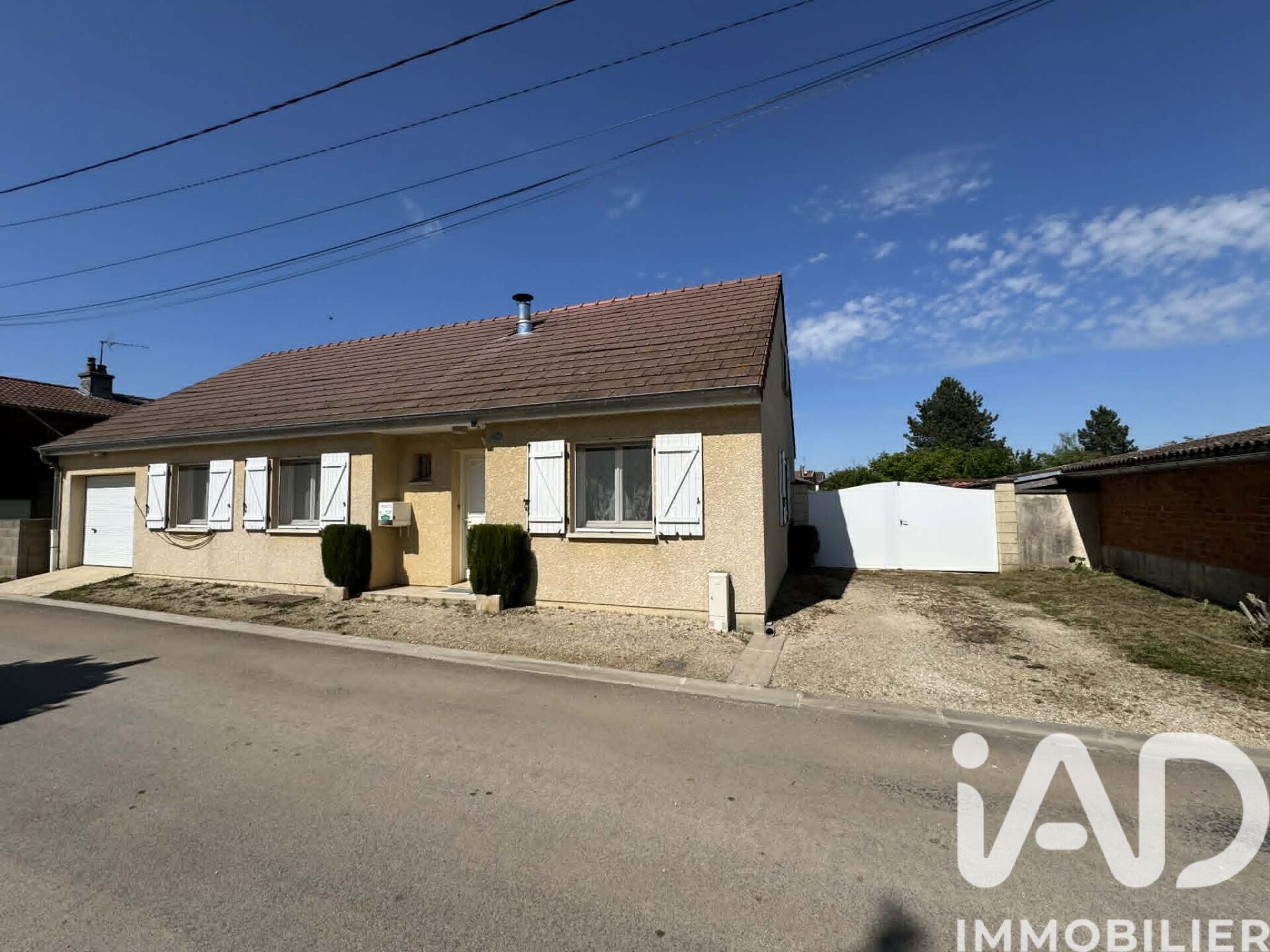 Eclaron-Braucourt-Ste-Liviere - 127m² - 7p. - 4ch.