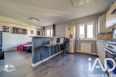 Appartement 3 pièces 145000 €