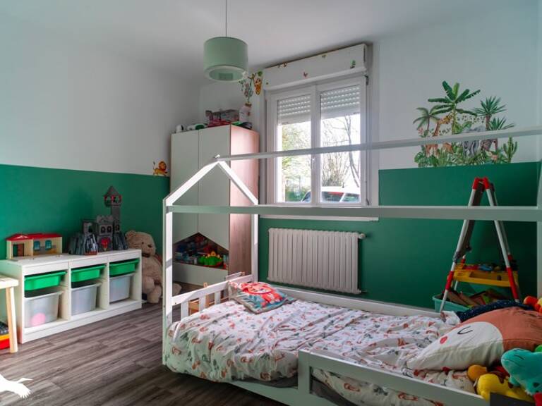 Maison en pierre de 5 pièces principales — photo 1