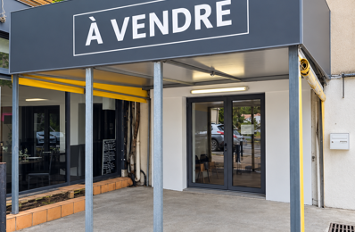 AIX PONT DE L'ARC - Local de 34m2 avec vitrine à vendre, très bon état — photo du bien