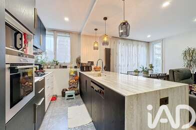 Appartement 4 pièces 228500 €