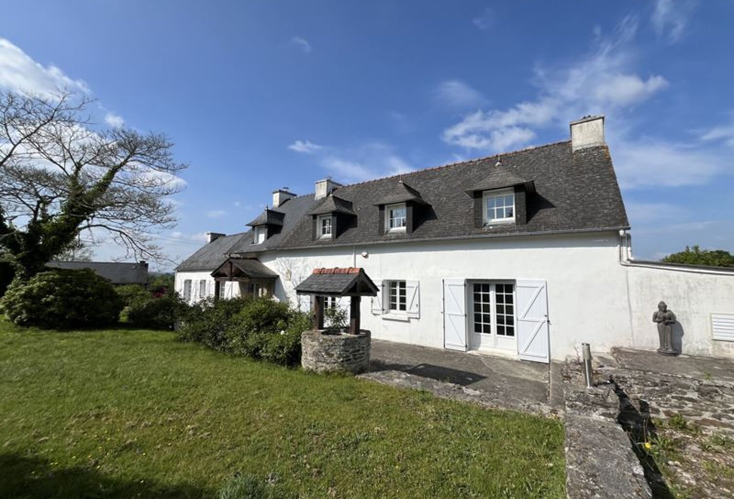 Vente maison 7 pièces 250 m² Spézet (29540) — photo 1