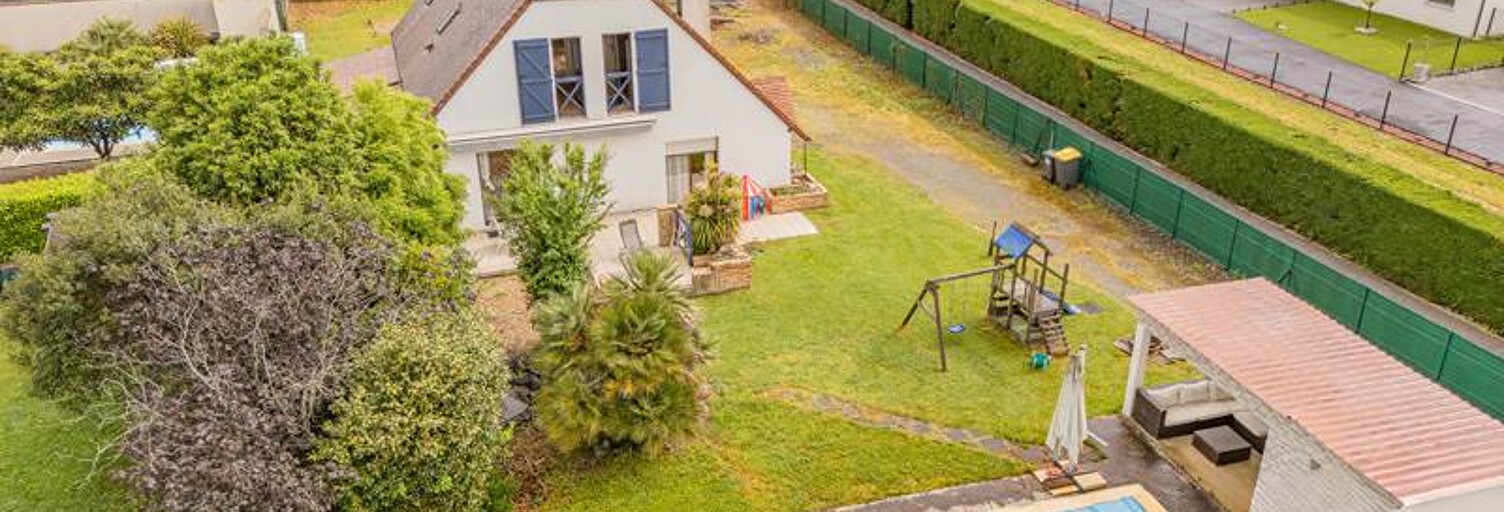 Maison 7 Pièces 150 m² à vendre à Siros (64230)