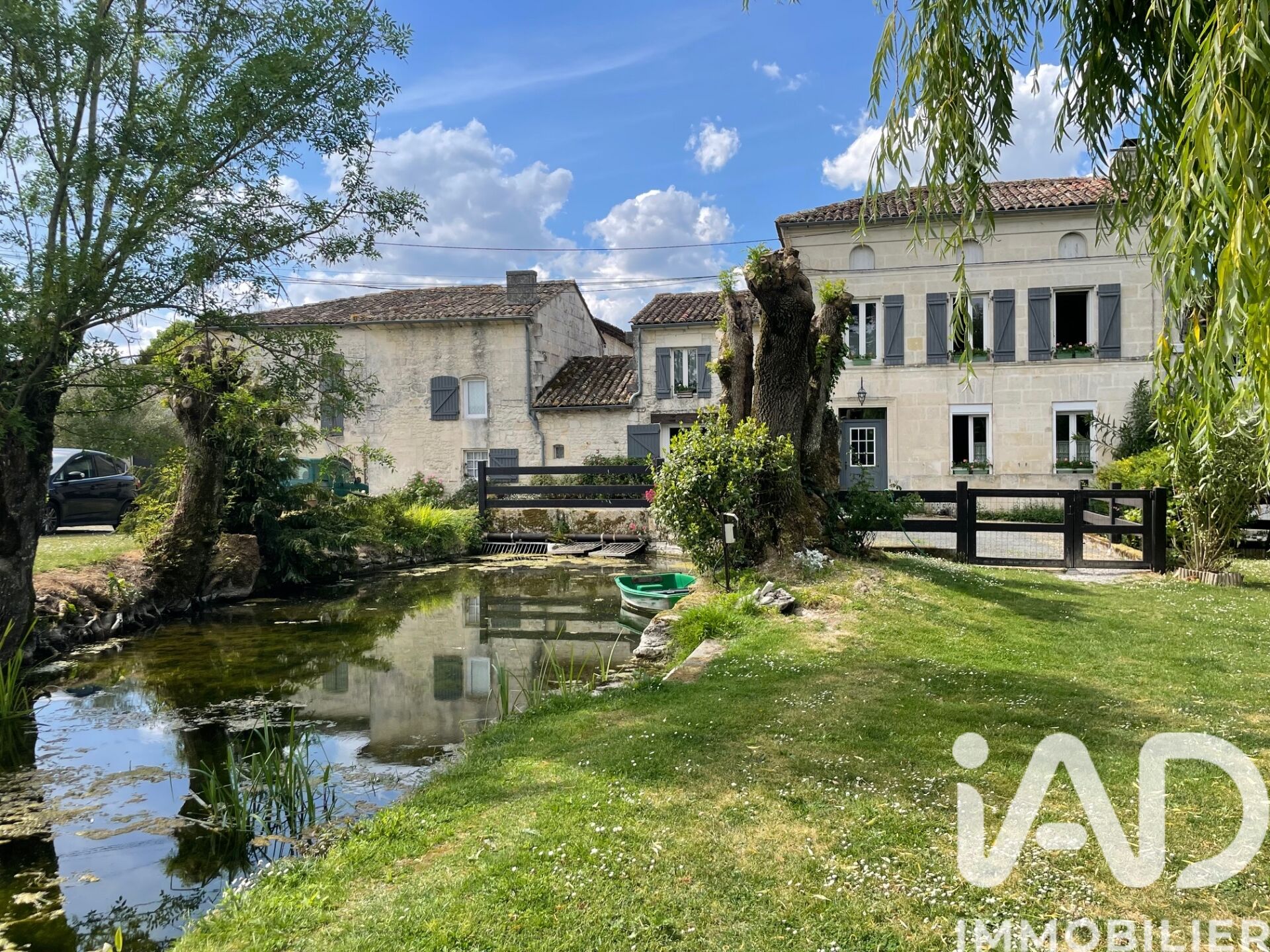 Maison à vendre, 8 pièces, 226 m², Clam