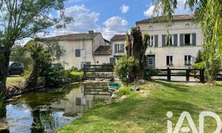 Maison 8 Pièces 226 m² à vendre à Clam (17500)