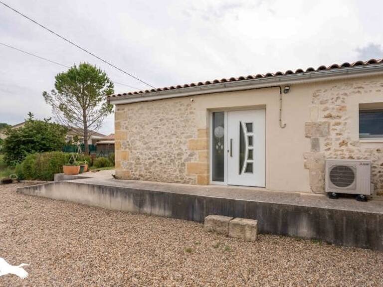 Maison en pierre de 4 pièces principales — photo 1