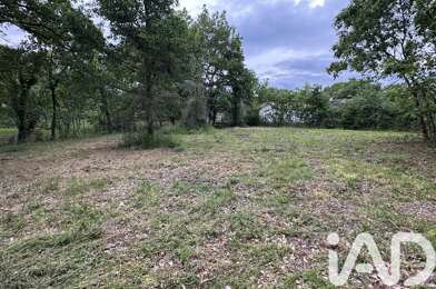 Terrain  136000 €