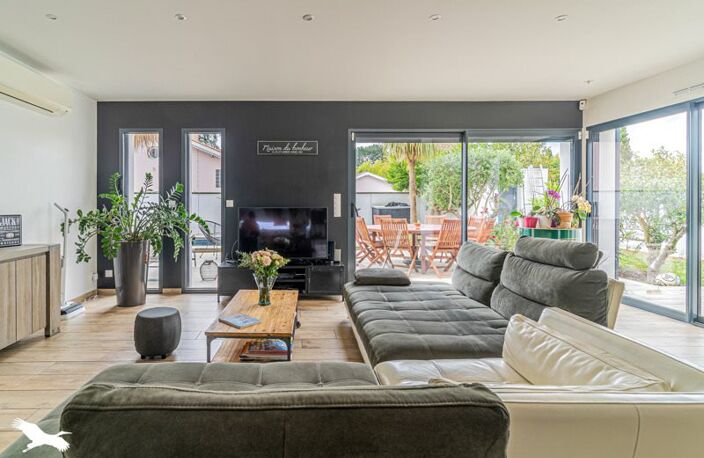 Contemporaine de 5 pièces principales — photo 2