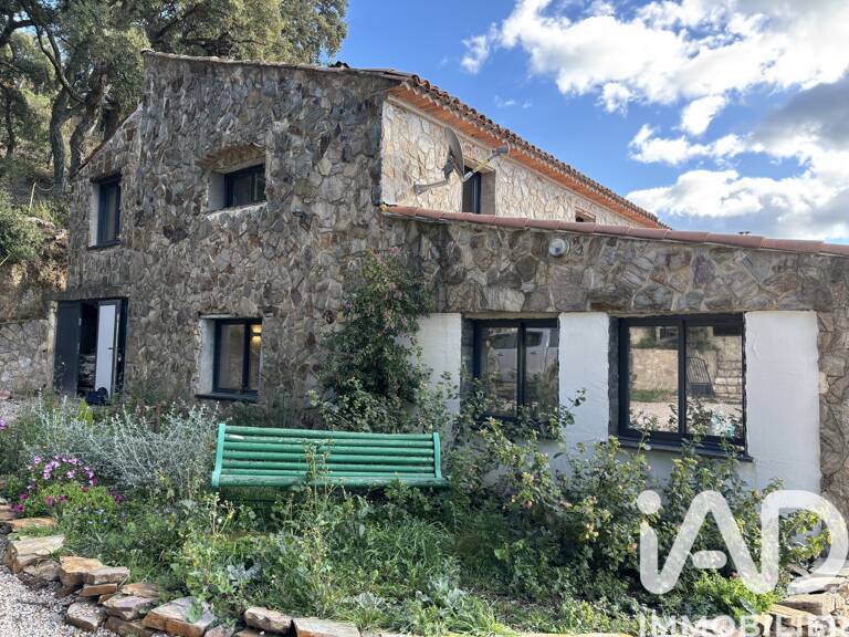 Vente Maison/villa 9 pièces — photo 1