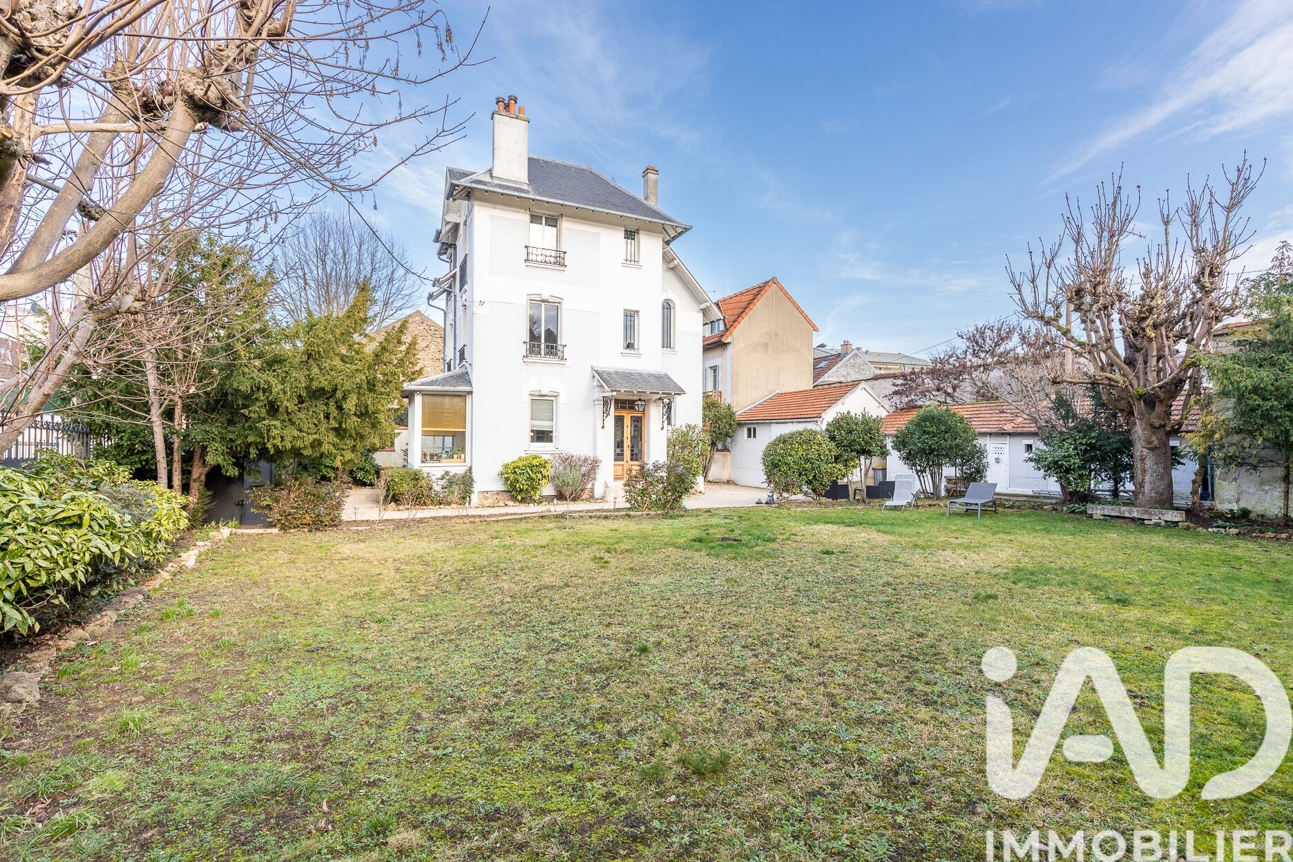 Vente Maison/villa 8 pièces - Photo 2