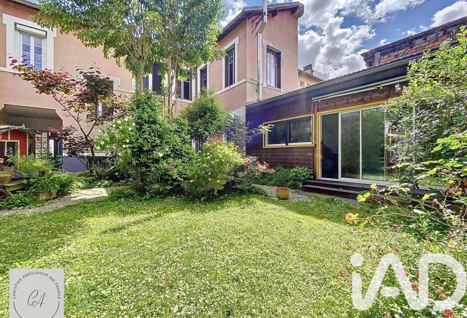 Vente Maison/villa 10 pièces — photo 1