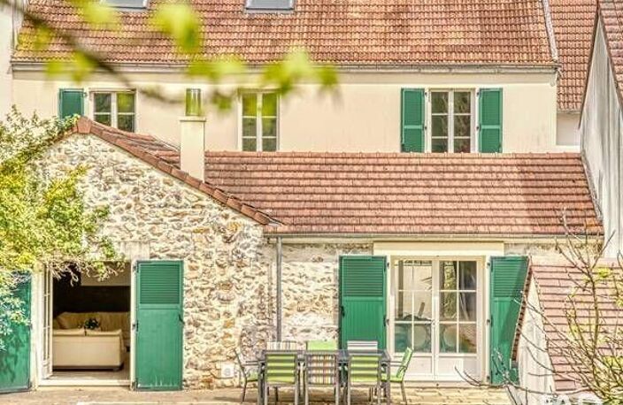 Vente Maison/villa 14 pièces — photo 2