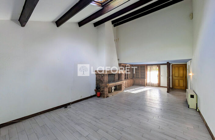 Maison T6 Les-Baux-Sainte-Croix 138m2 — photo 2