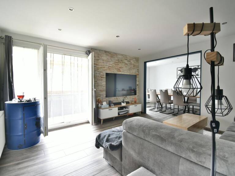 Appartement À Vendre — photo 1