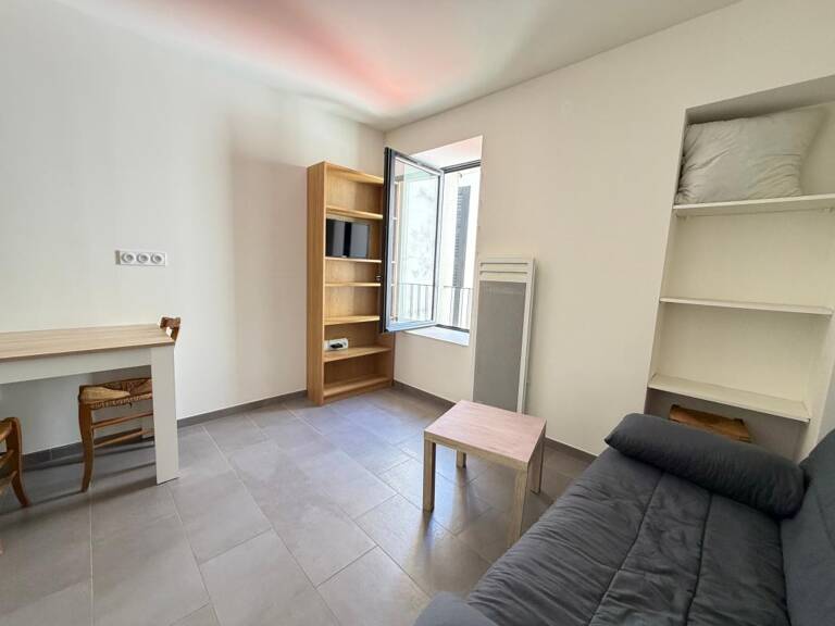 Saint-Nicolas – Studio clé en main à deux pas du Vieux-Port — photo 1