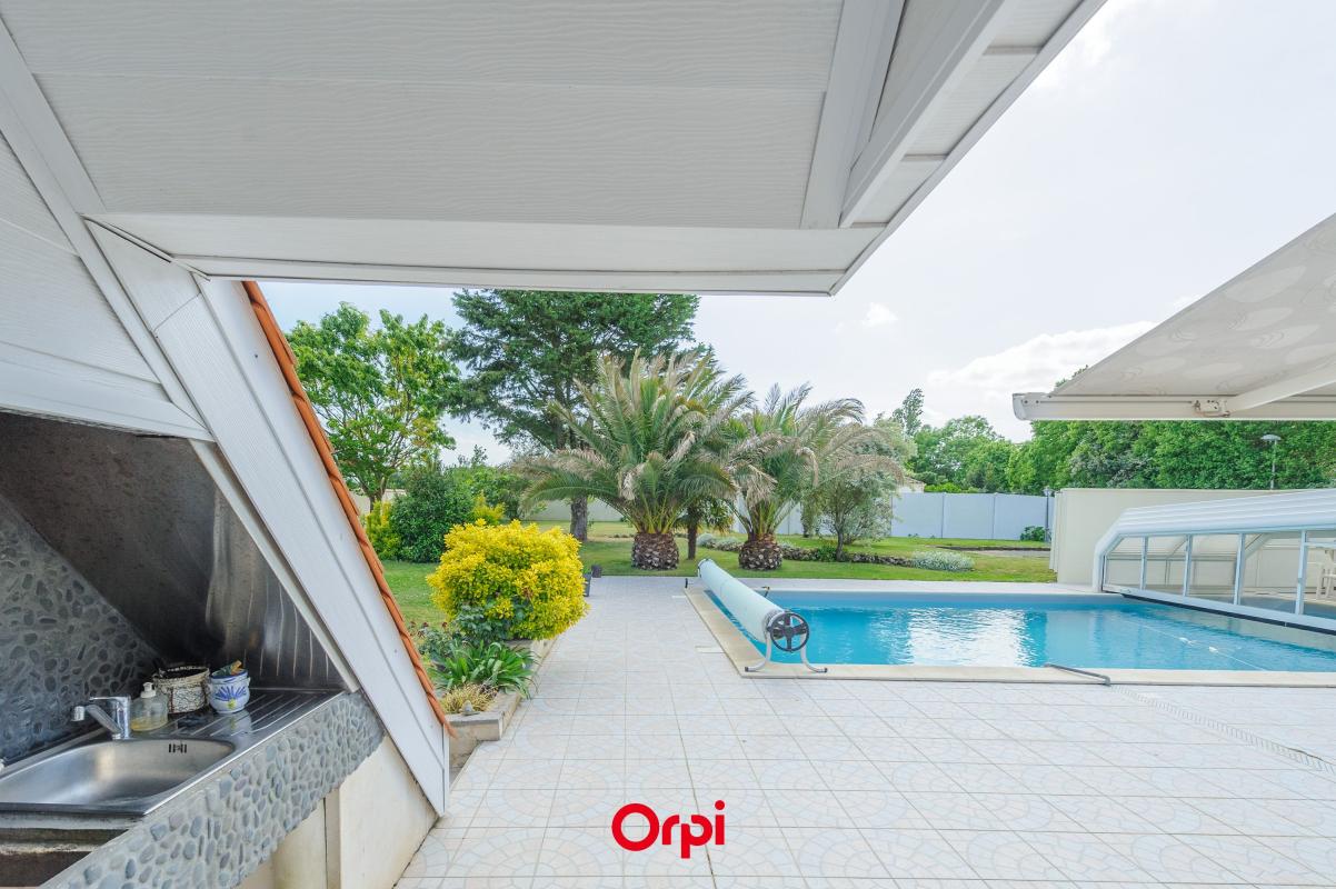 Villa / Maison  T6 à vendre Houmeau (L') 17137