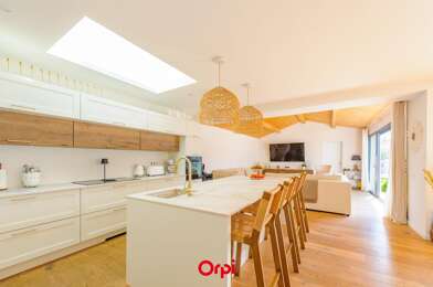 Maison 4 pièces 757375 €