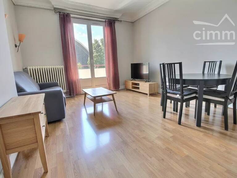 GRENOBLE : APPARTEMENT T2 AVEC BALCON, CAVE ET GRENIER — photo 1