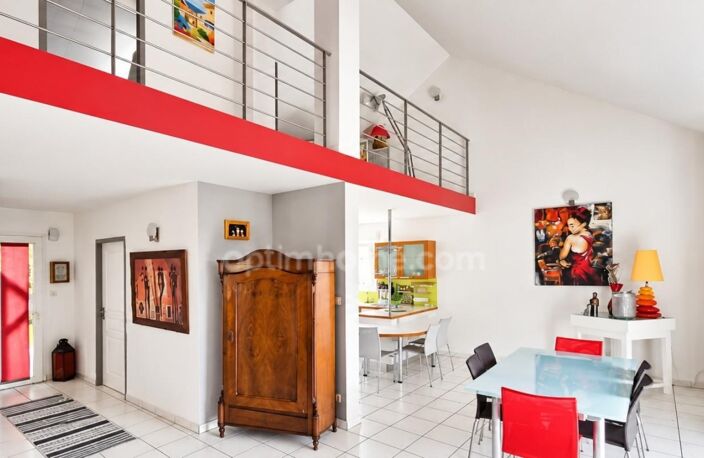25400 AUDINCOURT - MAISON MODERNE - 6 PIECES - 4 CHAMBRES - PISCINE - 20 MIN SUISSE - IMPASSE — photo 2