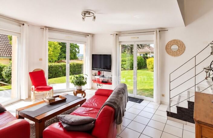25400 AUDINCOURT - MAISON MODERNE - 6 PIECES - 4 CHAMBRES - PISCINE - 20 MIN SUISSE - IMPASSE — photo 4