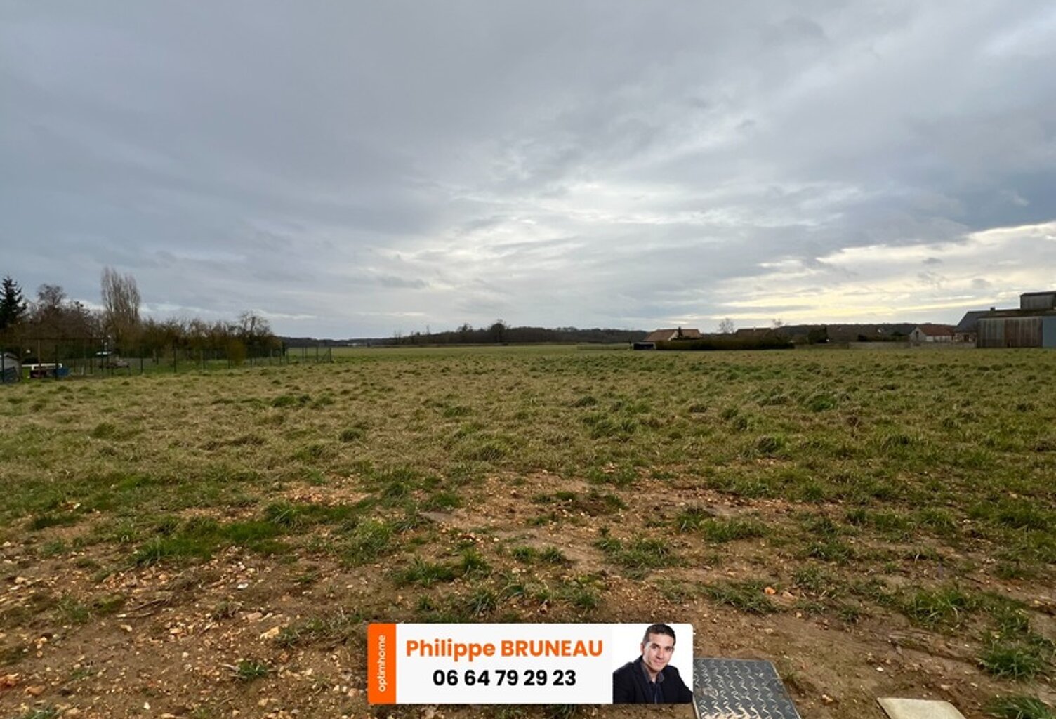À Saisir : Terrain Plat Prêt à Bâtir en Plein Cœur de la Normandie — photo 1