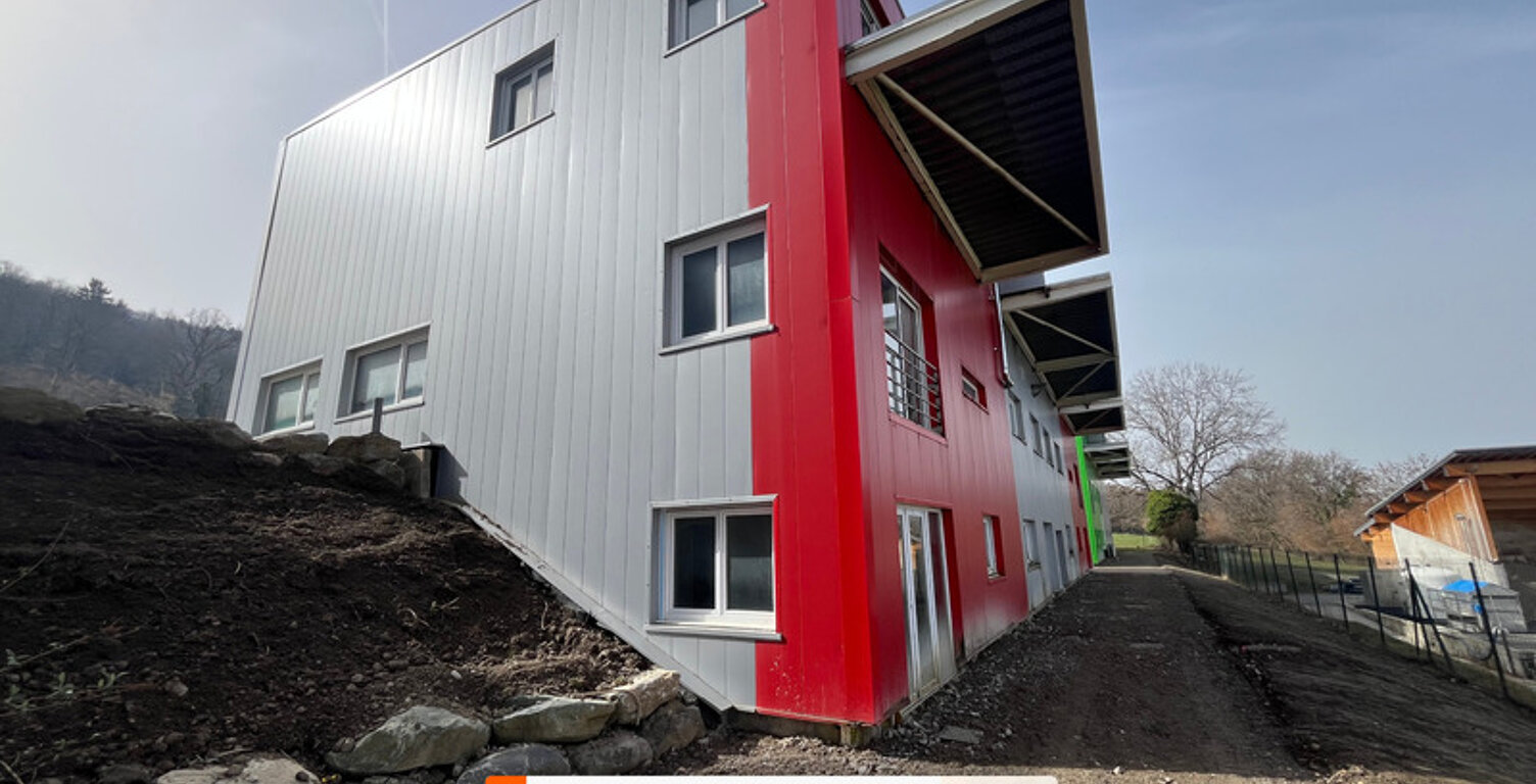 Bâtiment commercial à fort potentiel – Zone artisanale de Maxilly (74500) — photo 1