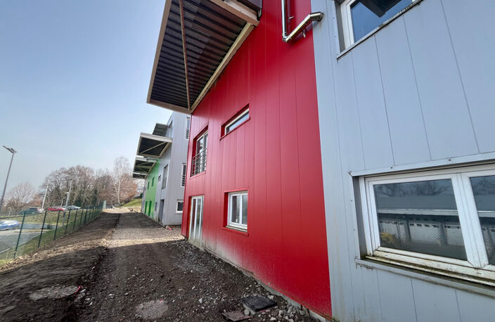 Bâtiment commercial à fort potentiel – Zone artisanale de Maxilly (74500) — photo 2