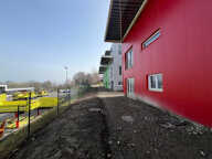 Bâtiment commercial à fort potentiel – Zone artisanale de Maxilly (74500) — photo 3