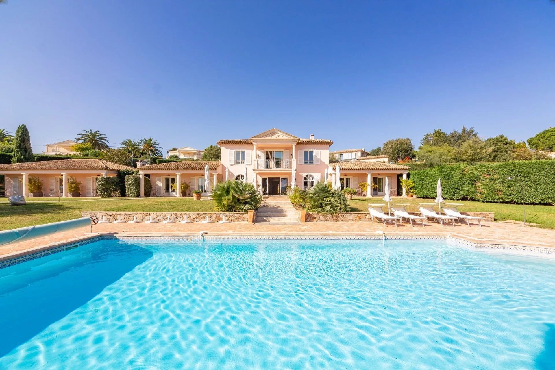 Photo Villa de 13 pièces Grimaud