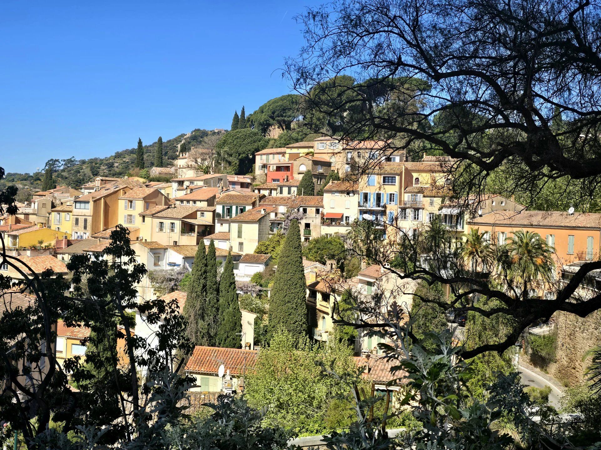 Local commercial  T1 à vendre Bormes-les-Mimosas 83230