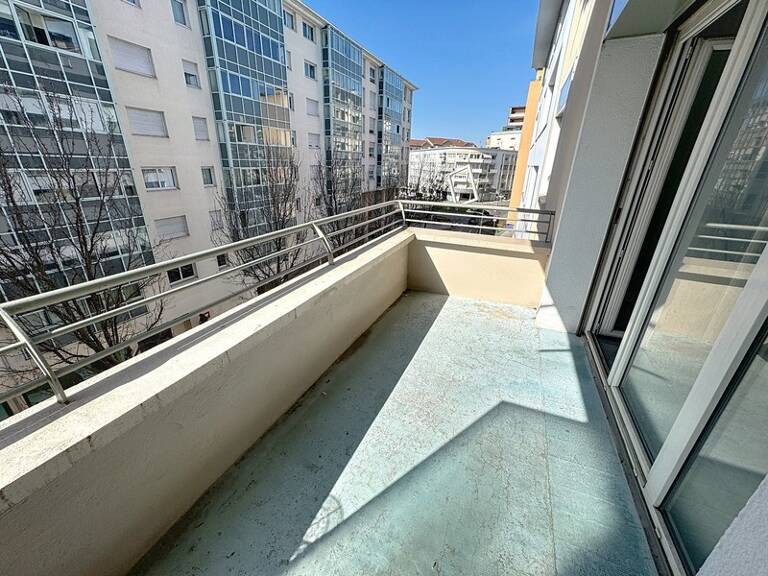   Annemasse centre – T2 54 m² – Investissement locatif rentable avec cave — photo 1