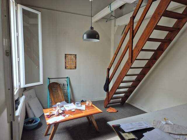 Appartement T2 en résidence sécurisée, face Hôtel de Ville, proche tous commerces et transport — photo du bien