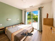 Villa d'exception à vendre 5 pièces avec piscine, jardin, terrasse et garage (34160) — photo 4