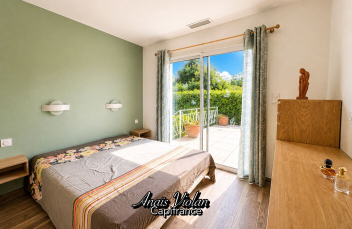 Villa d'exception à vendre 5 pièces avec piscine, jardin, terrasse et garage (34160) — photo 4