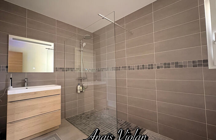 Villa d'exception à vendre 5 pièces avec piscine, jardin, terrasse et garage (34160) — photo 5