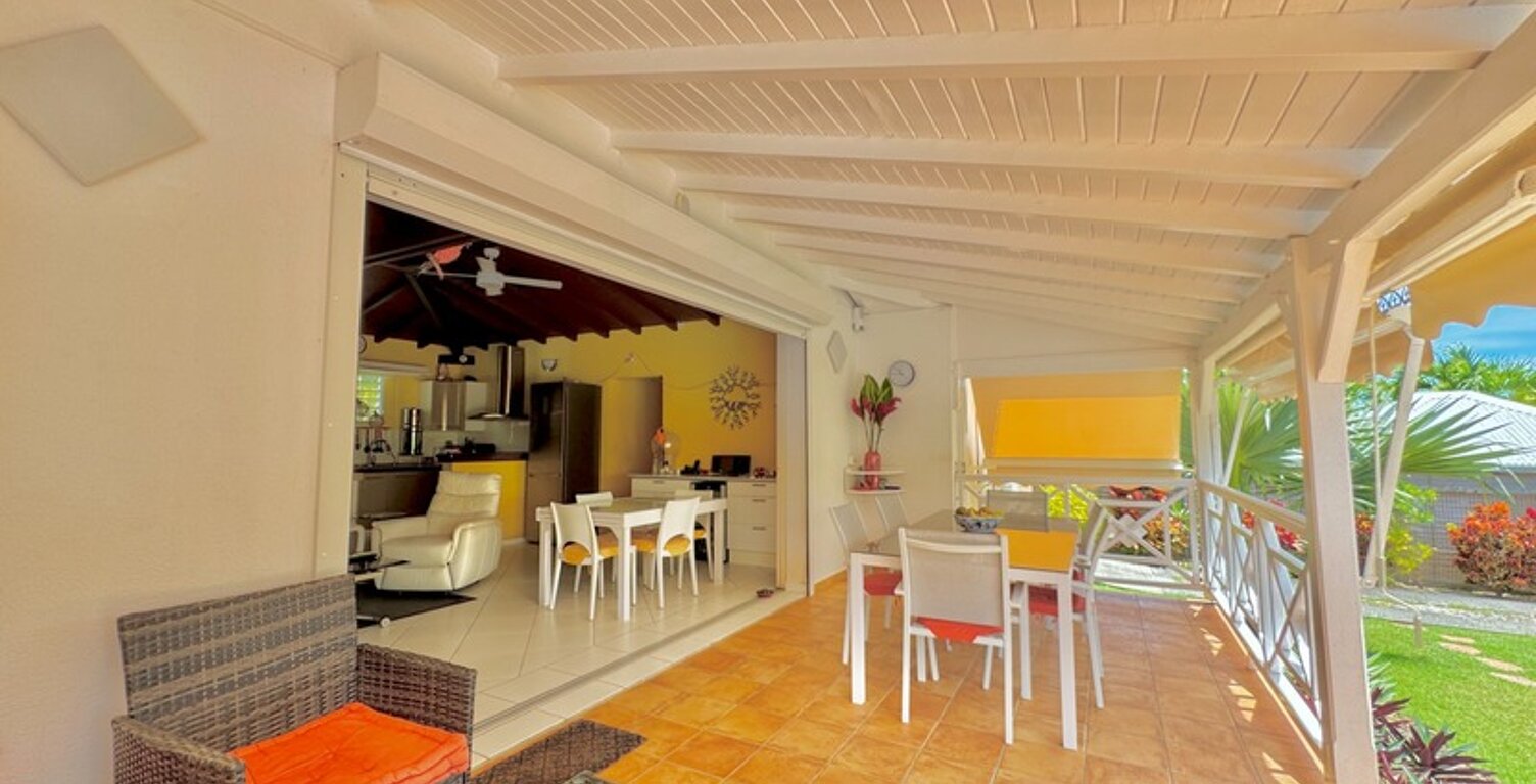 A VENDRE VILLA MEUBLÉE & TOTALEMENT EQUIPEE AVEC PISCINE – EMPLACEMENT PREMIUM — photo 1
