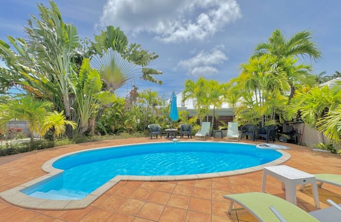 A VENDRE VILLA MEUBLÉE & TOTALEMENT EQUIPEE AVEC PISCINE – EMPLACEMENT PREMIUM — photo 2