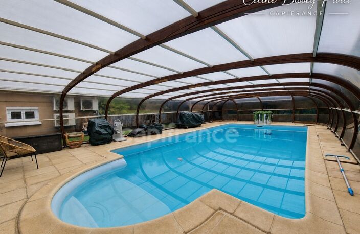 Maison à vendre 7 pièces 161 M2 PONT SUR YONNE (89), Terrain 1974 M2, 4 Chambres, Piscine avec abri 10 M X 5 m — photo 3