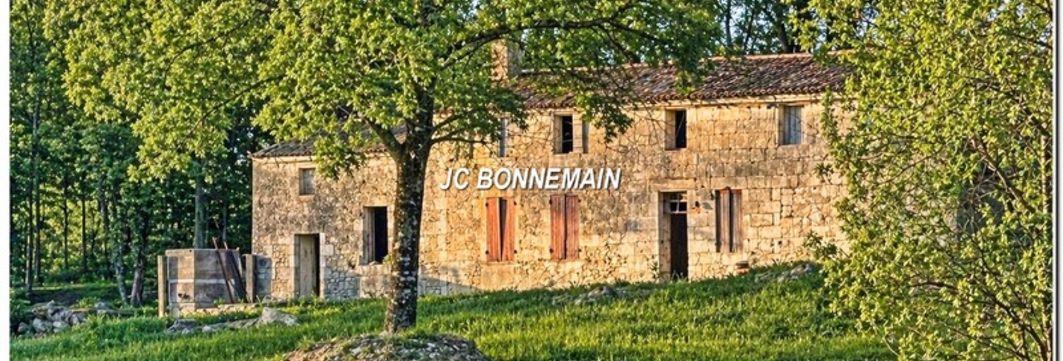 Maison 8 Pièces 90 m² à vendre à Chermignac (17460)