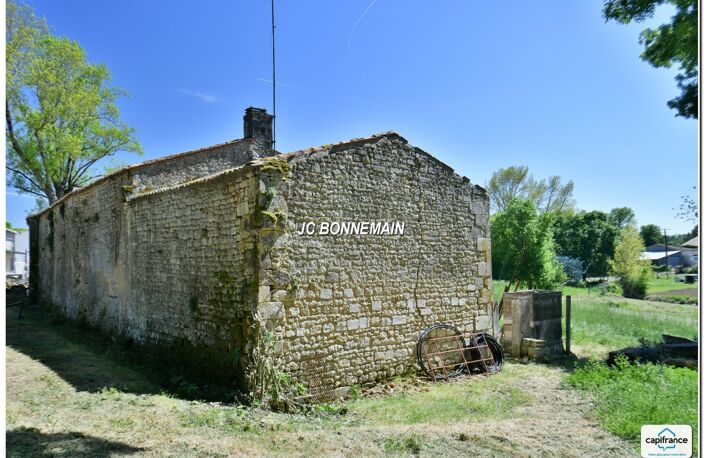 A vendre sur 1,14 Ha - Maison 1 à Réhabiliter 200 m² / Maison 2 Habitable Immédiat CHERMIGNAC (17) — photo 5