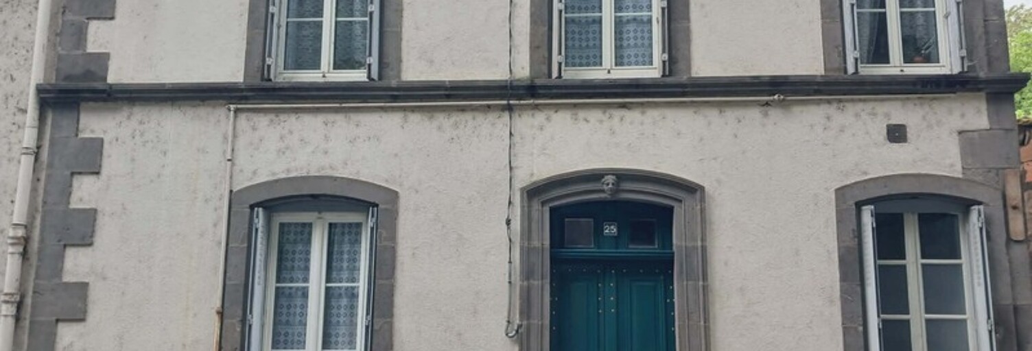 Maison 6 Pièces 136 m² à vendre à Thiers (63300)