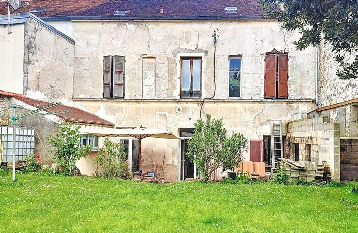 CHAUMES-EN-BRIE, Gros potentiel pour cette maison de ville à rénover sur plus de 160 m² habitables — photo 3